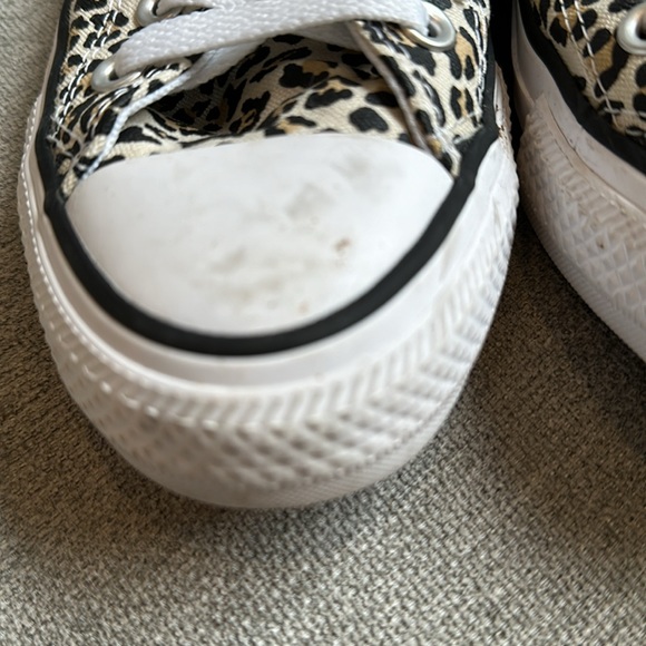 Converse Chuck Taylor All Star Low 'Leopard'  Size 7 - Picture 3 of 4